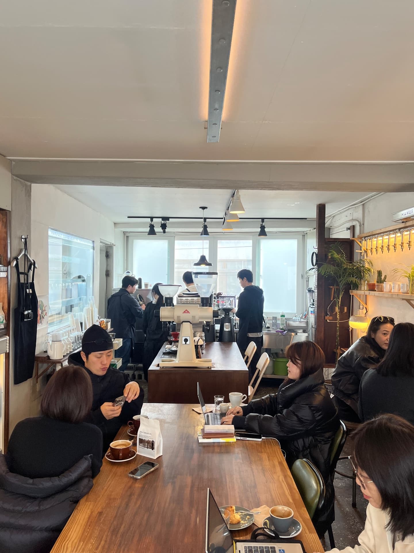 延禧洞(ヨンヒドン)のカフェ、雑貨店、書店を巡る一日
