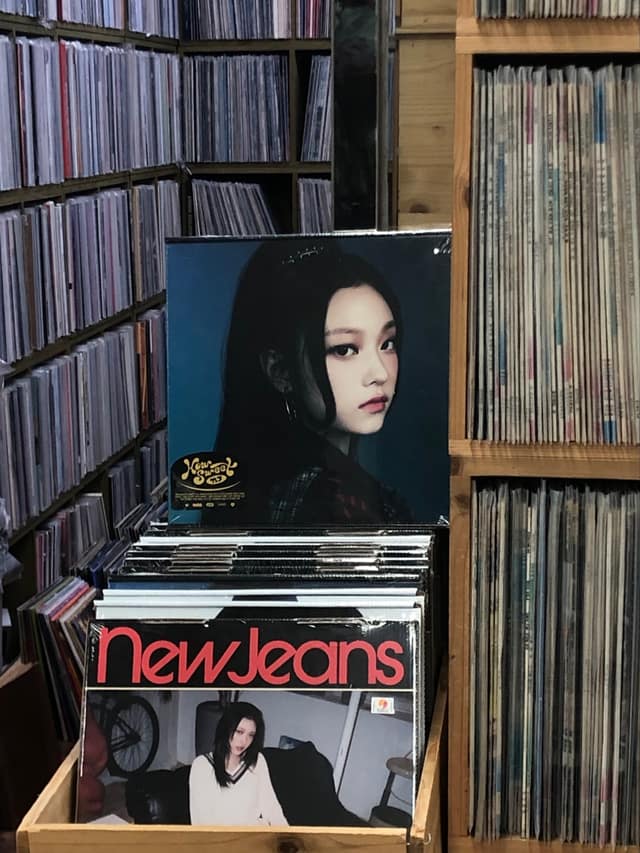 Hoehyeon LP Digging, Namdaemun Market, and a Stroll Around Shinsegae Main Store