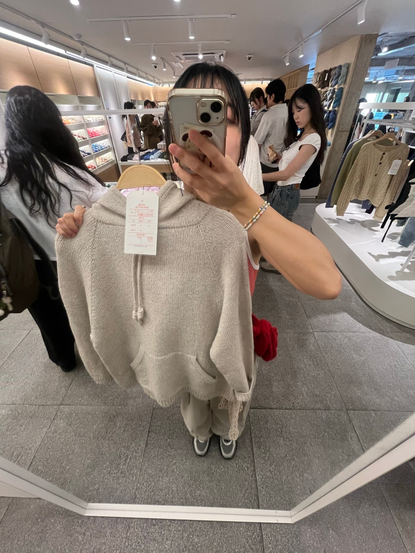 See and shop for K-knitting in Yeonhui-dong!