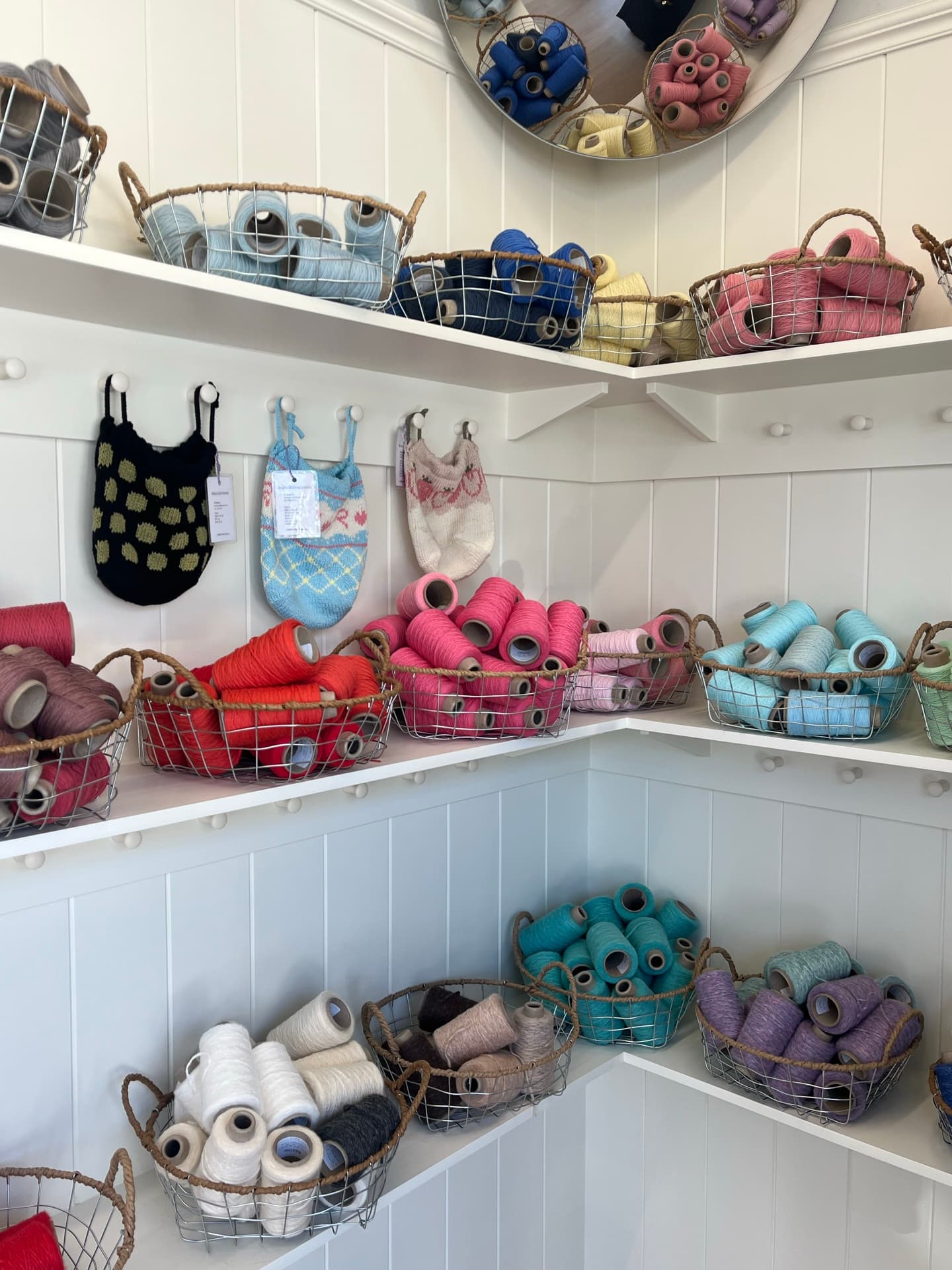 See and shop for K-knitting in Yeonhui-dong! 4