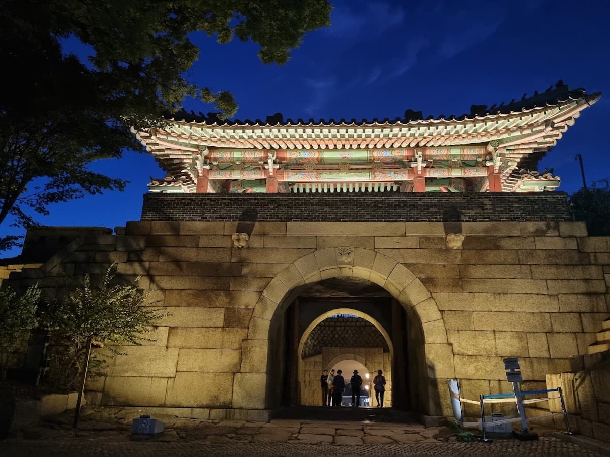 Inwangsan City Wall Ridge Hike 3